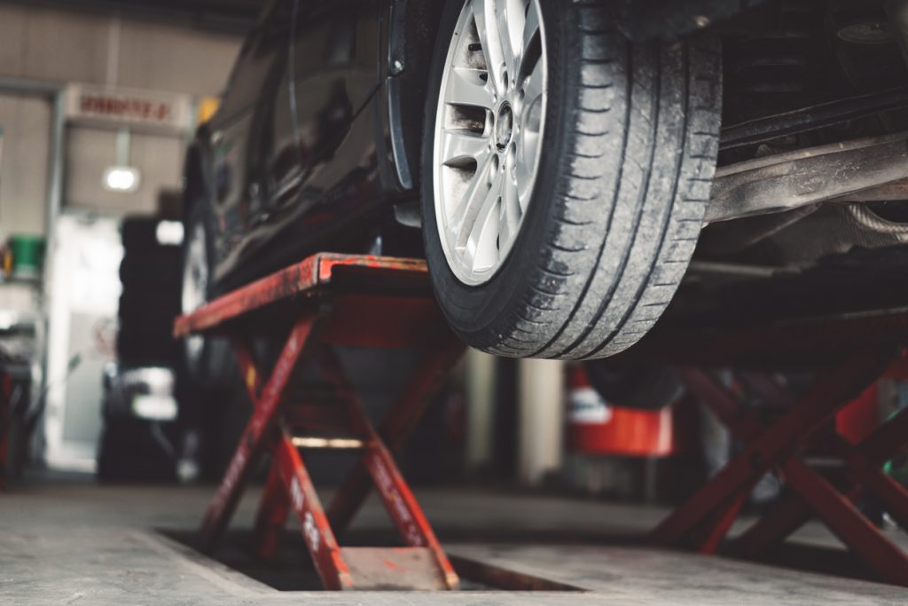 CAR BODY SHOP DENT REPAIR